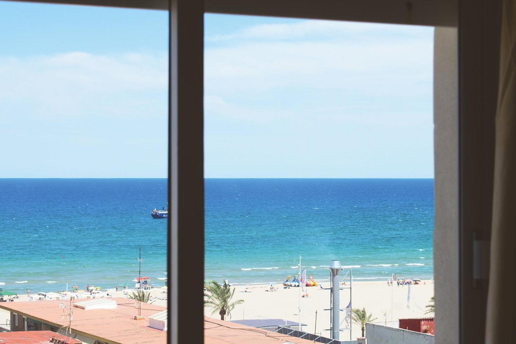 El Tiburon - Piso Con Espectaculares Vistas Al Mar - Solo Para Familias Ideal Para 4 Personas - Aire - Calefaccion - Ganador Award 2025, 2024, 2023, 2022 Playa de Gandia Экстерьер фото
